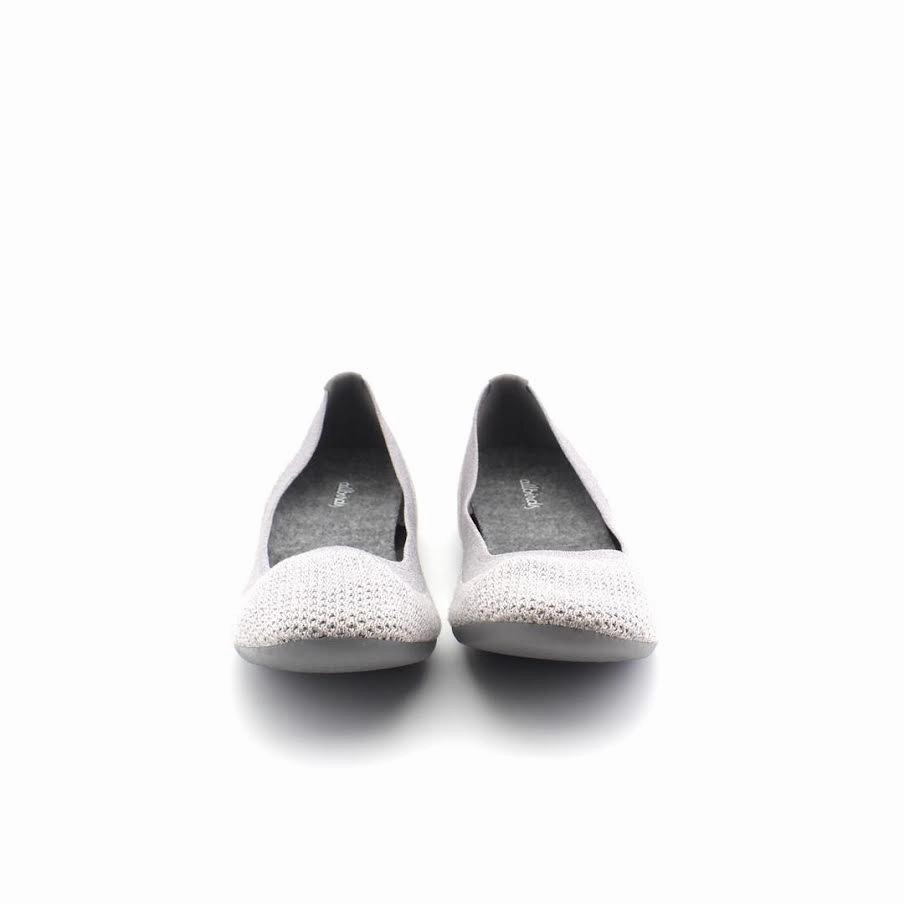 Allbirds Women's Tree Breezers - LIMITED EDITION: (gray sole) sleek everyday shoe design