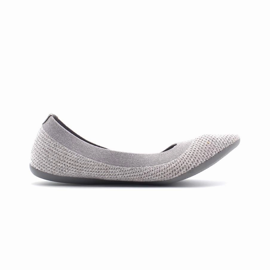 Allbirds Women's Tree Breezers - LIMITED EDITION: (gray sole) sleek everyday shoe design