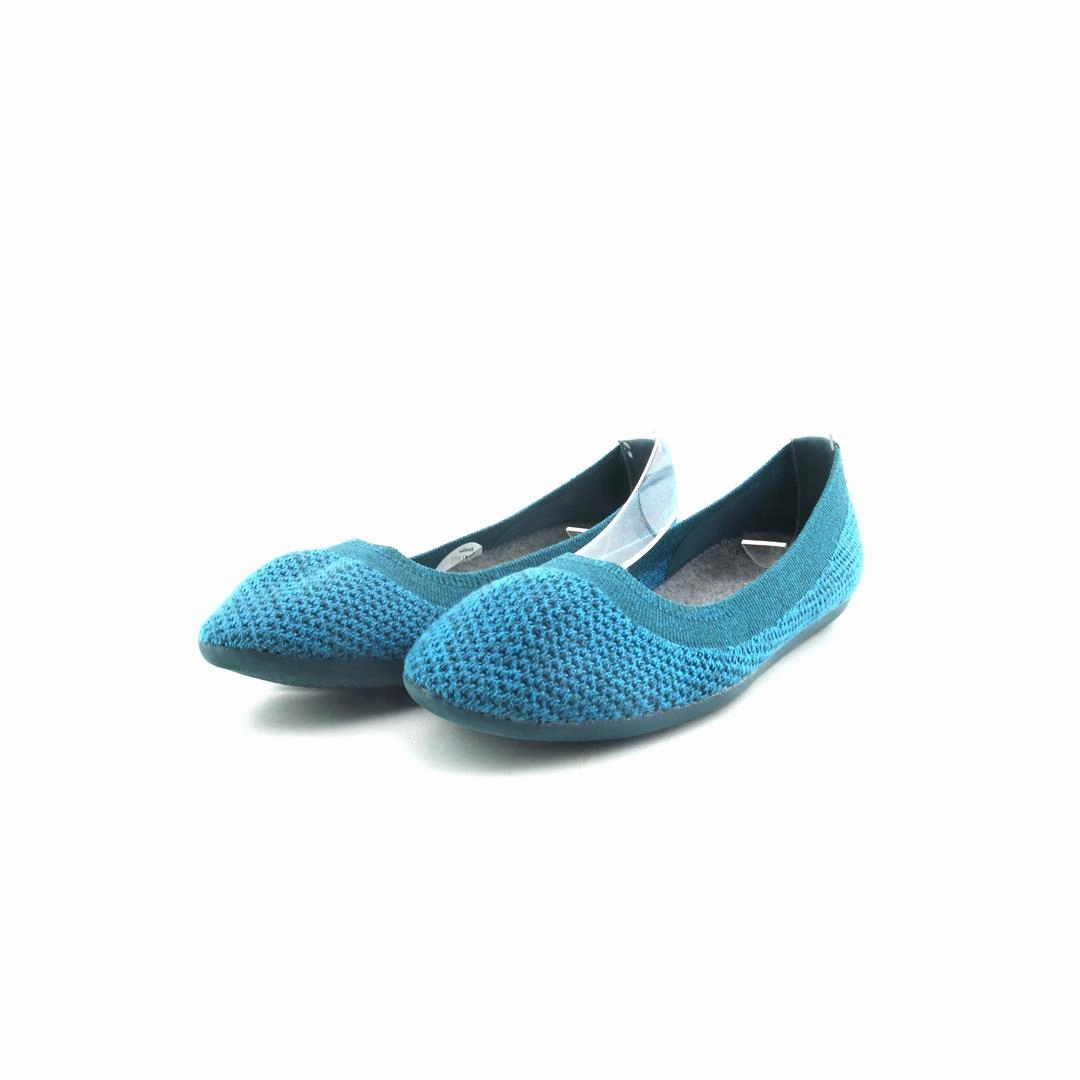 Allbirds Women's Tree Breezers - LIMITED EDITION: Sea Green sleek everyday shoe design