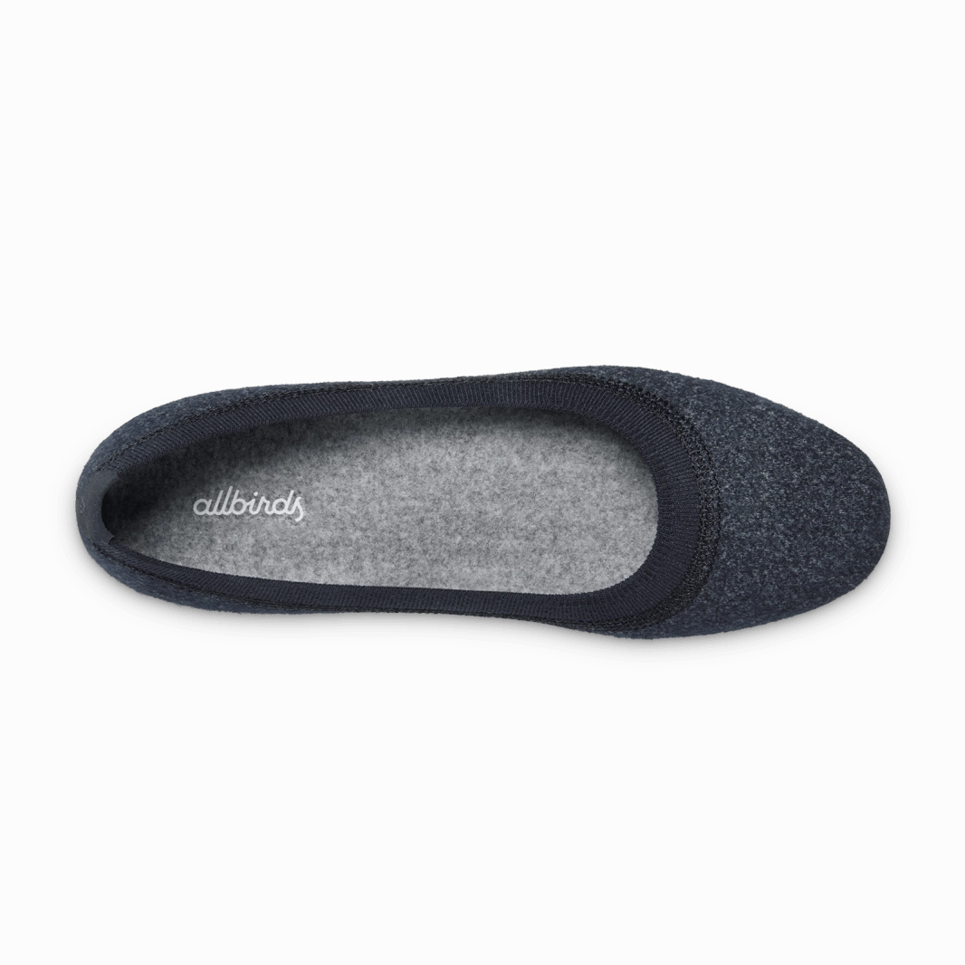 Allbirds Women's wool Breezers - LIMITED EDITION:  Natural Black (Natural Black Sole) sleek everyday shoe design