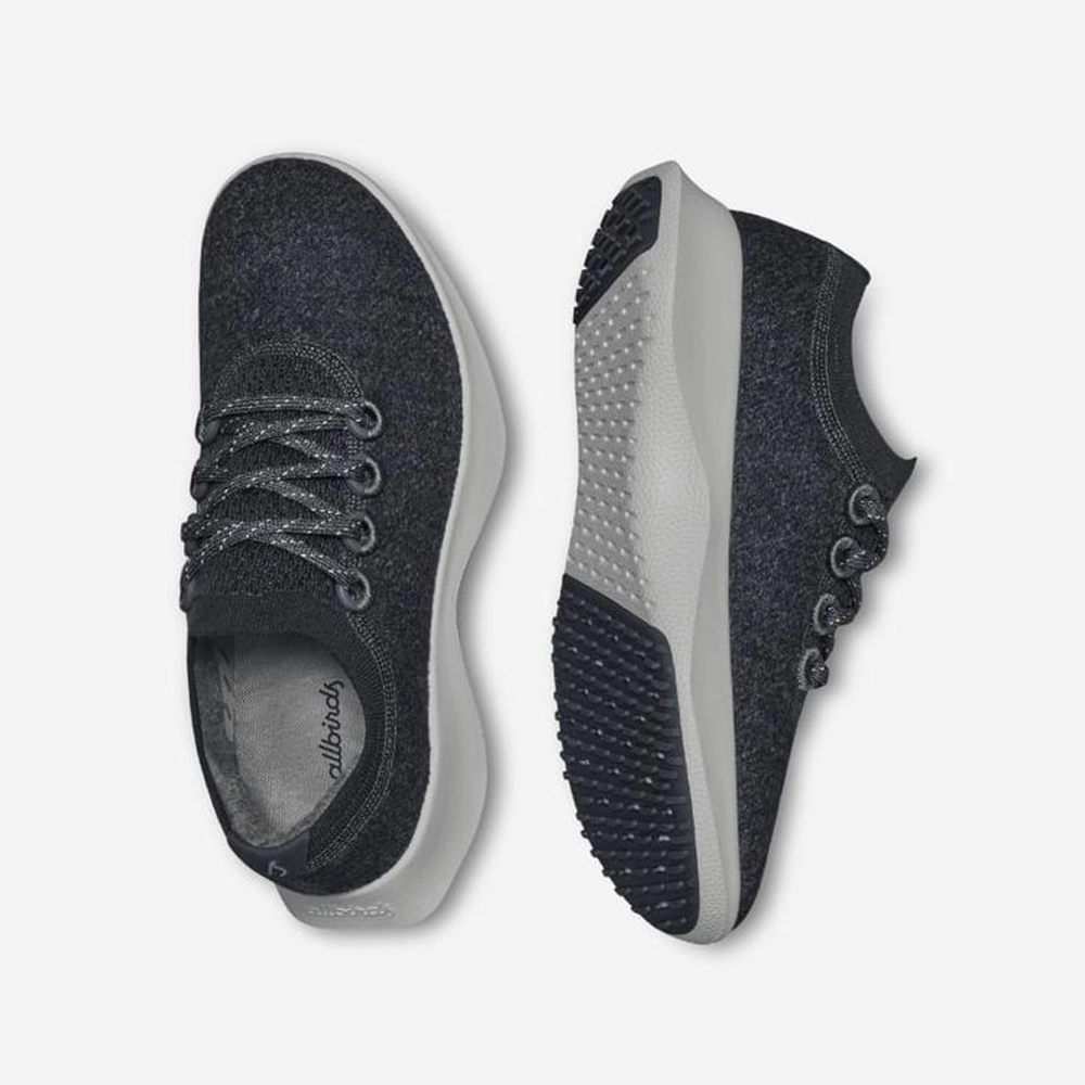 Allbirds Wool Dasher Mizzles - LIMITED EDITION: Kotare Night (Light Grey Sole) sleek everyday shoe design