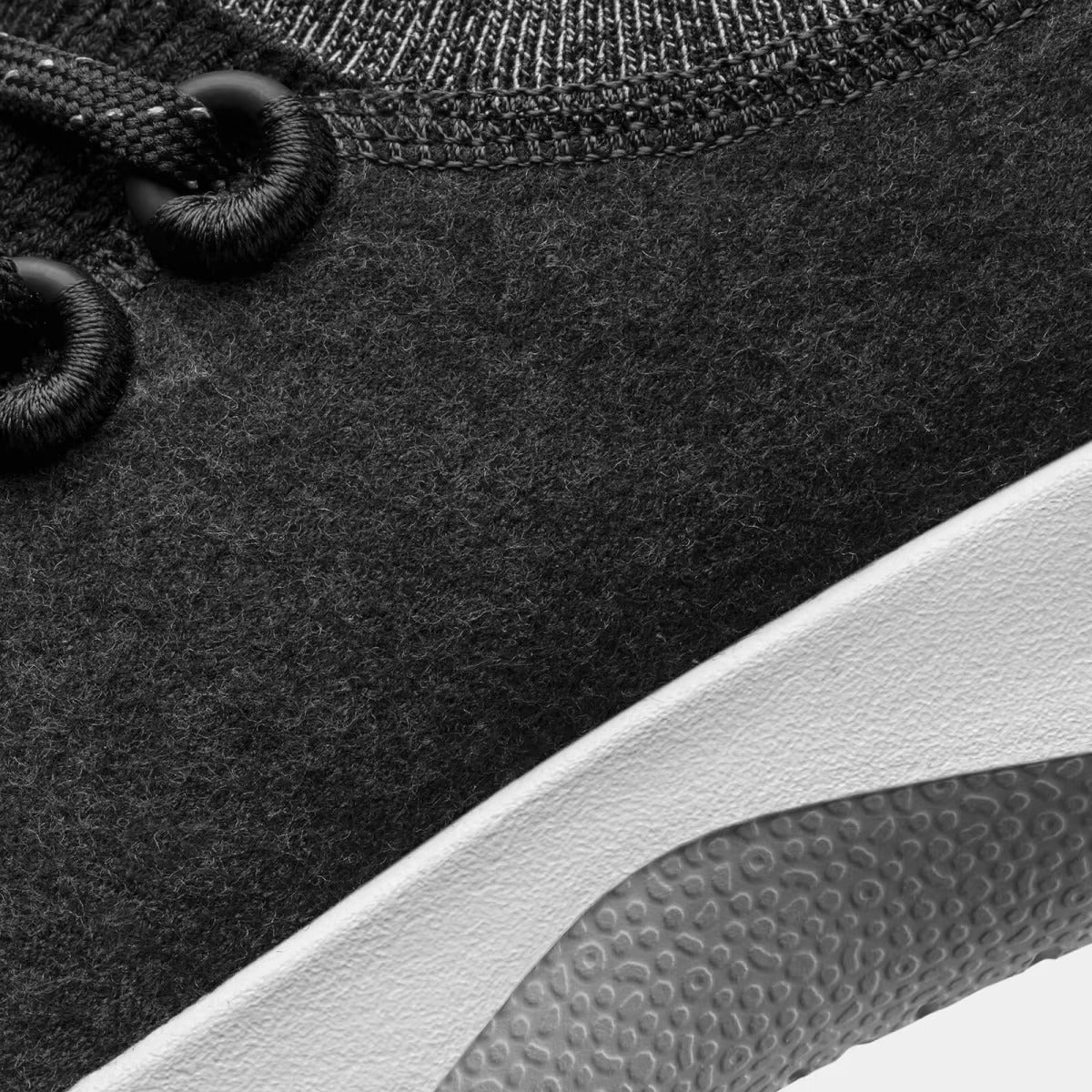 Allbirds Wool Dasher Mizzles - LIMITED EDITION: Natural Black (White Sole) sleek everyday shoe design