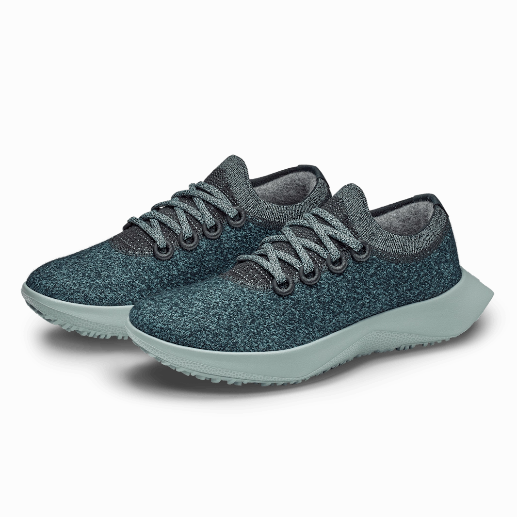 Allbirds Wool Dasher Mizzles -  Natural Black (Bark Grey) sleek everyday shoe design