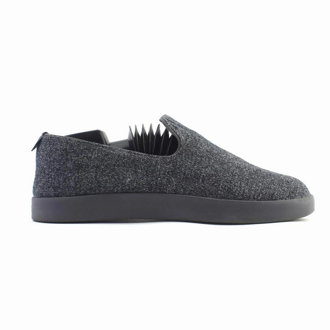 Allbirds Wool Loungers - CLASSICS: Natural Grey (Dark Grey Sole) EX sleek everyday shoe design