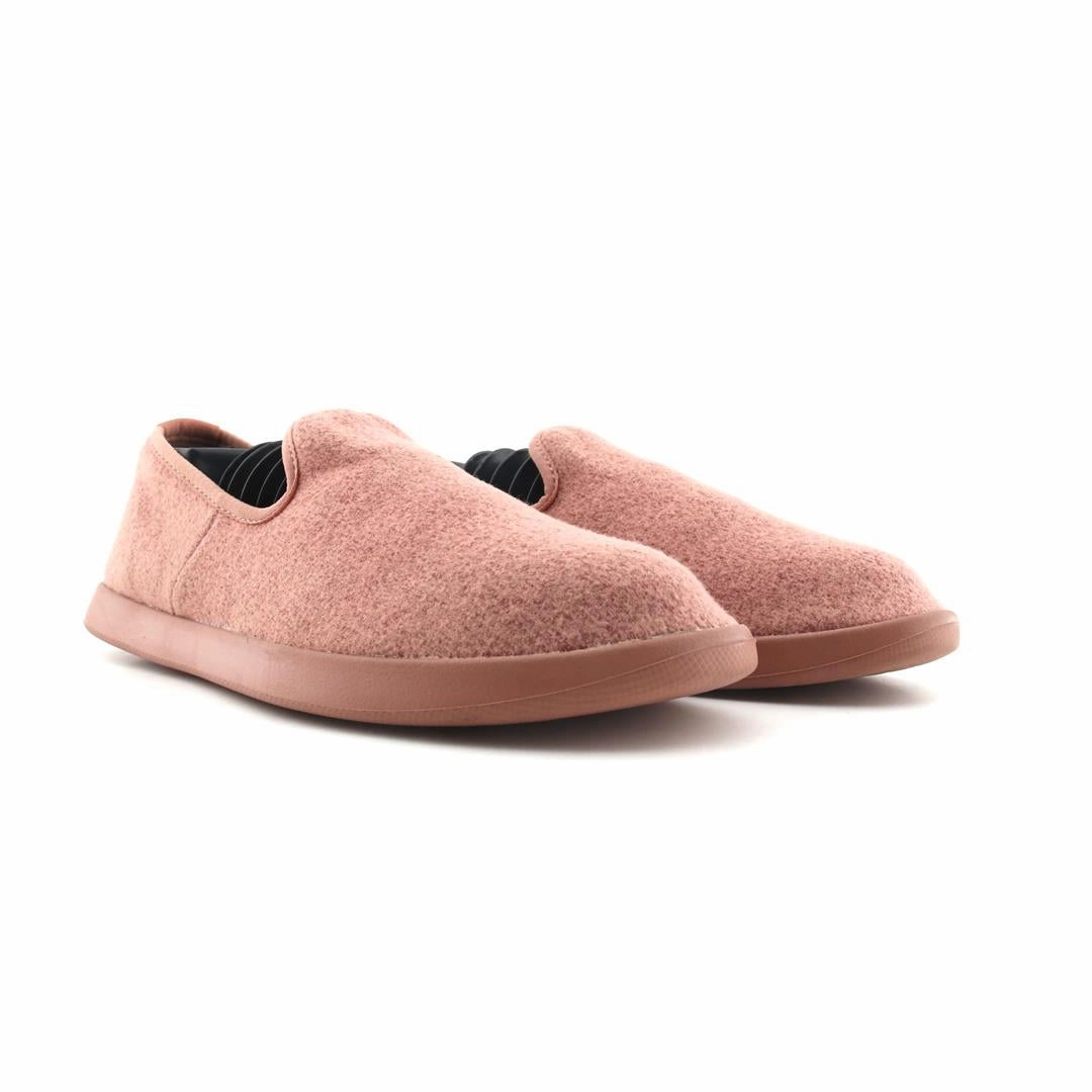 Allbirds Wool Loungers - CLASSICS: Pink (Pink Sole) sleek everyday shoe design