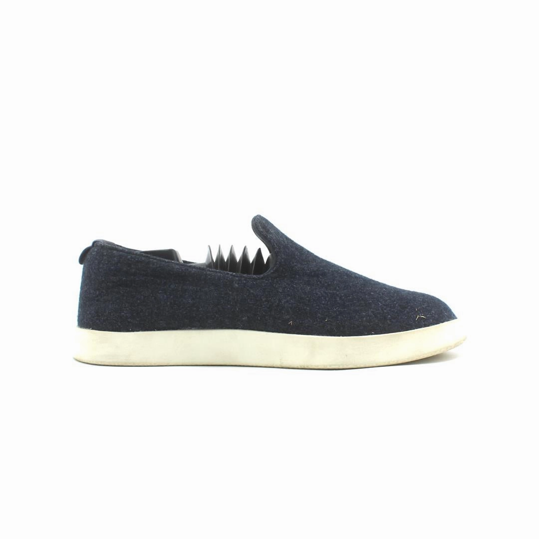 Allbirds Wool Loungers - CLASSICS: True Black (Cream Sole) EX sleek everyday shoe design
