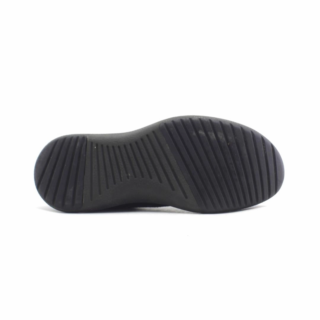 Allbirds Wool Runner-up Mizzles - LIMITED EDITION:  Natural Black (Black Sole) EX sleek everyday shoe design