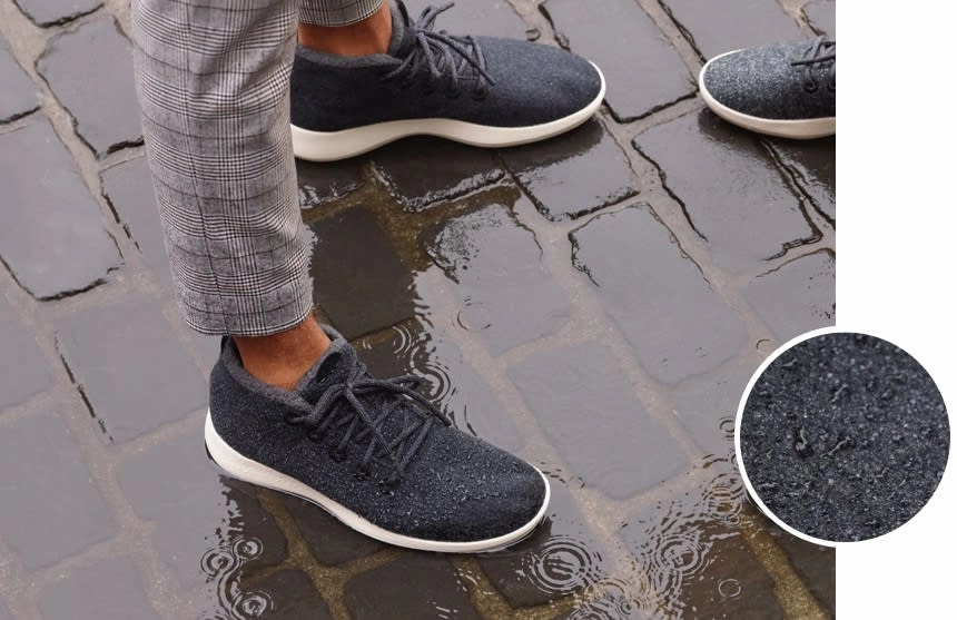 Allbirds Wool Runner-up Mizzles - LIMITED EDITION: Light Gray (Dark Gray Sole) sleek everyday shoe design