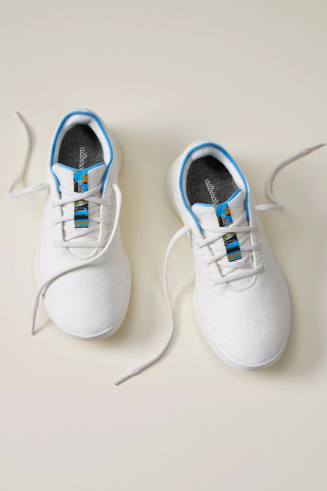 Allbirds Wool Runners 2 -  Natural White/NZ Blue (Natural White Sole) sleek everyday shoe design