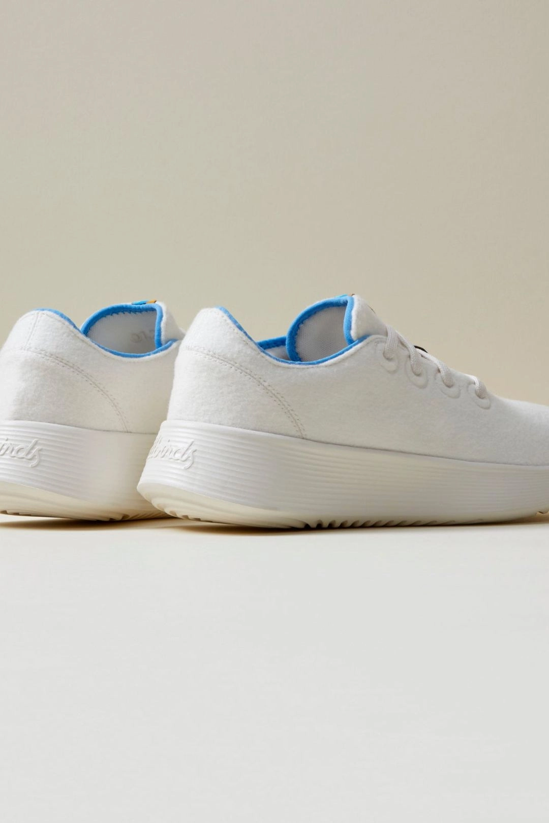 Allbirds Wool Runners 2 -  Natural White/NZ Blue (Natural White Sole) sleek everyday shoe design