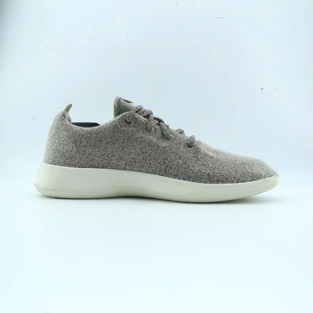 Allbirds Wool Runners - Light Grey (White Sole) casual comfortable footwear