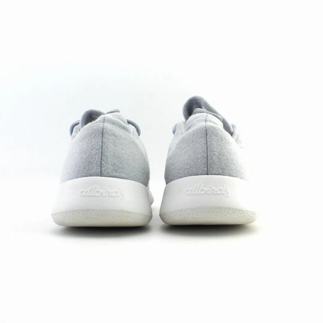 Allbirds Wool Runners - LIMITED EDITION : Frost (Pale Blue Sole) EX sleek everyday shoe design