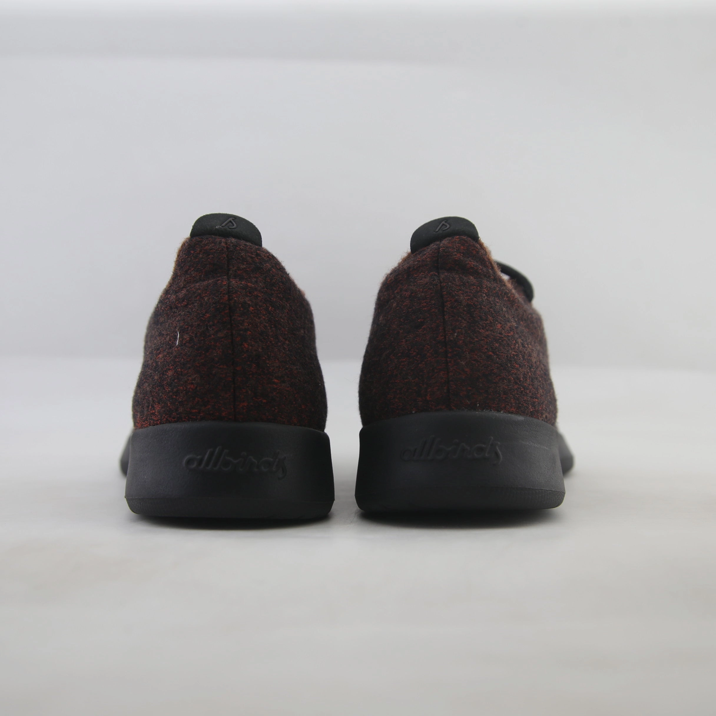 Allbirds Wool Runners - LIMITED EDITION : Mahroon (Black Sole) sleek everyday shoe design