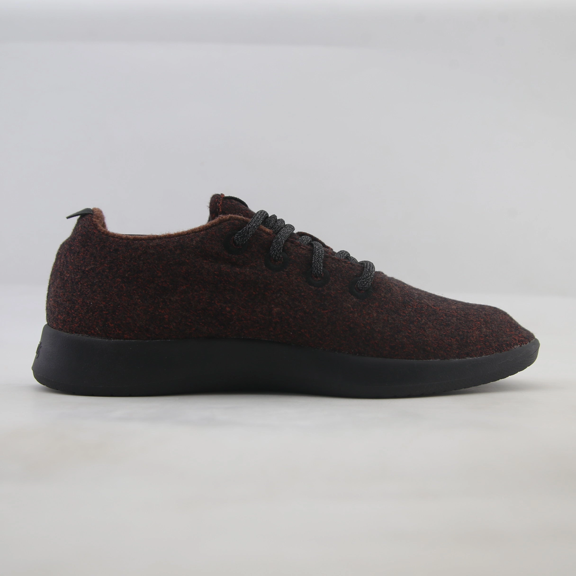 Allbirds Wool Runners - LIMITED EDITION : Mahroon (Black Sole) sleek everyday shoe design