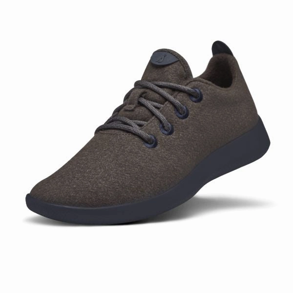 Allbirds Wool Runners - LIMITED EDITION: Coco Bean (Navy Blue Sole) sleek everyday shoe design