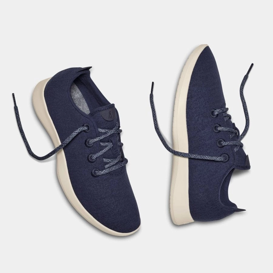 Allbirds Wool Runners - LIMITED EDITION: Navy Blue (Cream Sole) sleek everyday shoe design