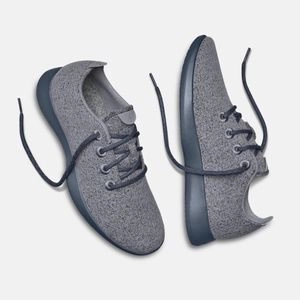 Allbirds Wool Runners: Kereru Graphite (Graphite Sole) sleek everyday shoe design