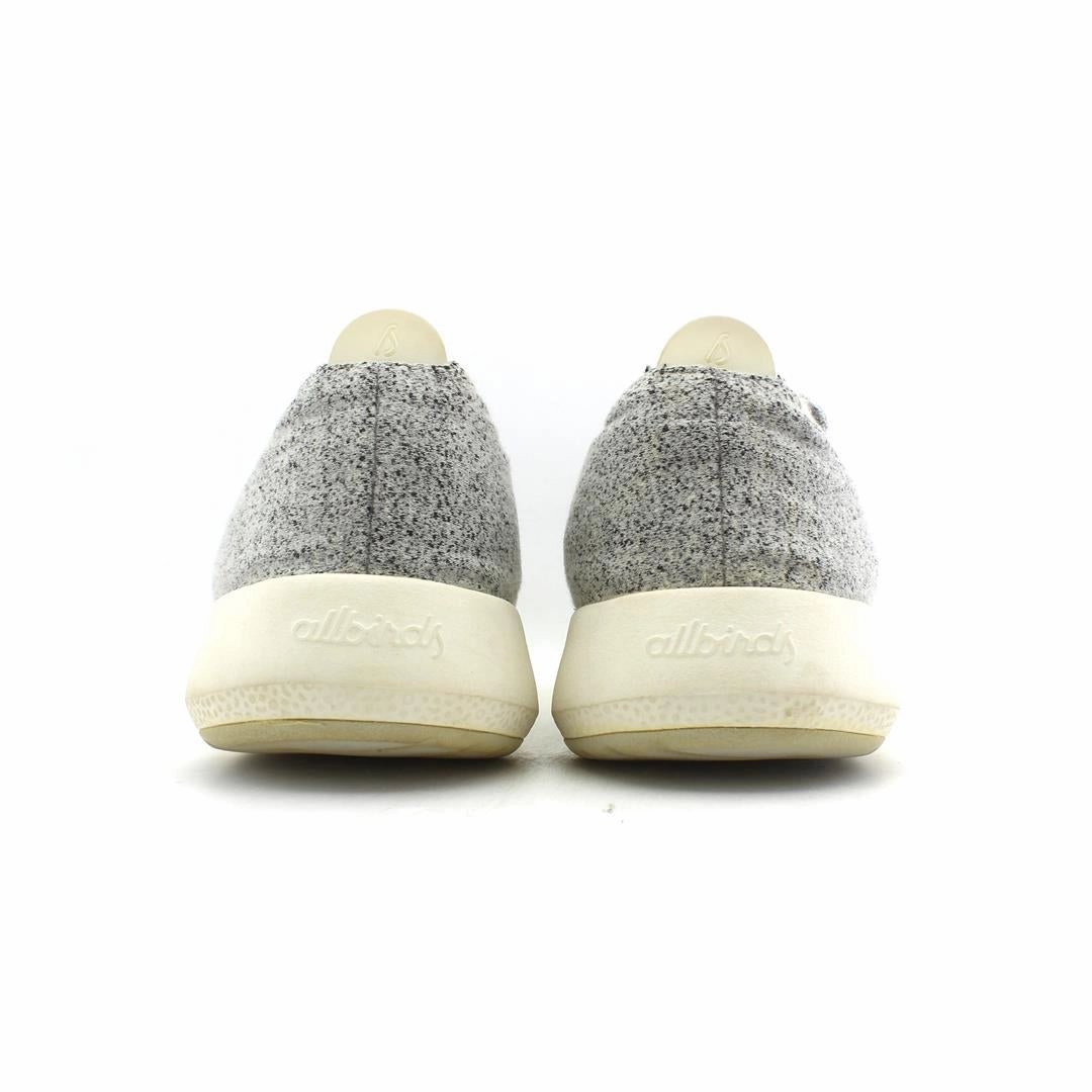 Allbirds Wool Runners Mizzles - CLASSICS: Light Gray Color (White Sole) EX sleek everyday shoe design