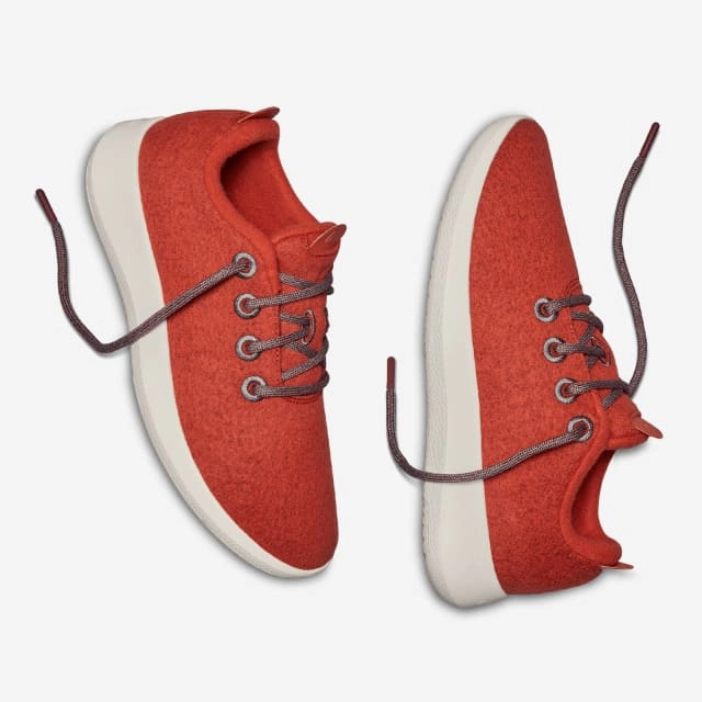 Allbirds Wool Runners Mizzles - CLASSICS: Lychee (Cream Sole) sleek everyday shoe design