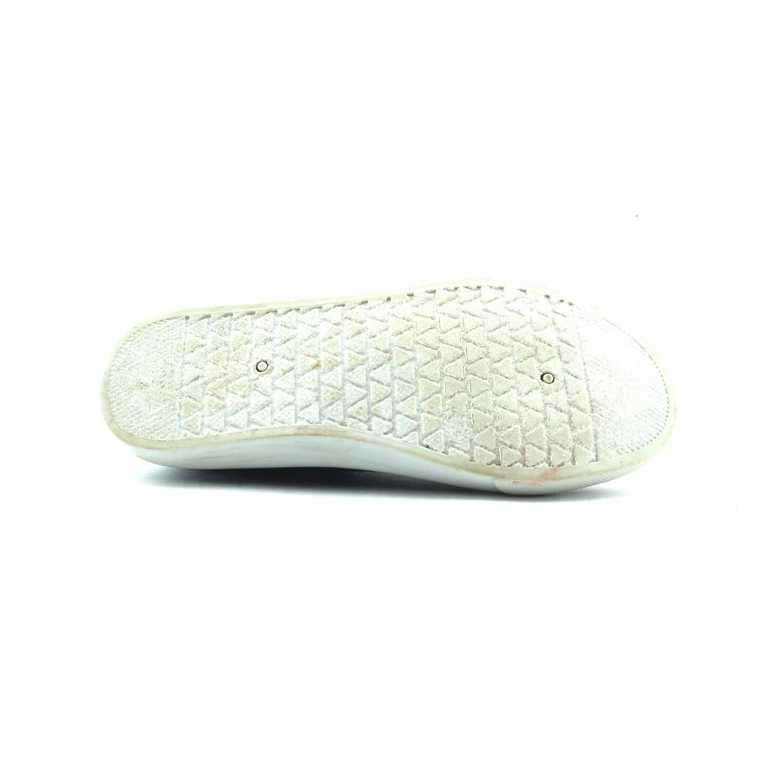 AMERICAN BRAND . classic styled shoe imagery