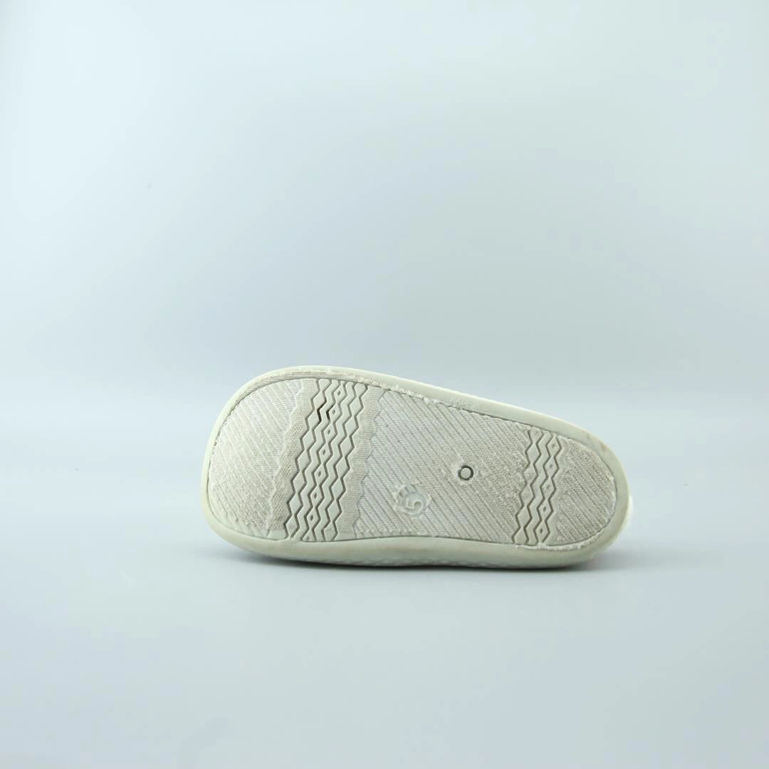 AMERICAN BRAND . classic styled shoe imagery