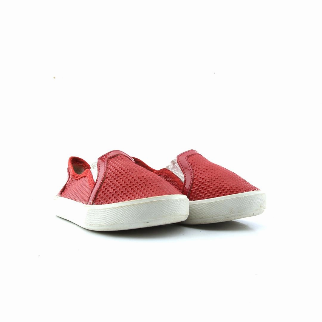 AMERICAN BRAND . classic styled shoe imagery