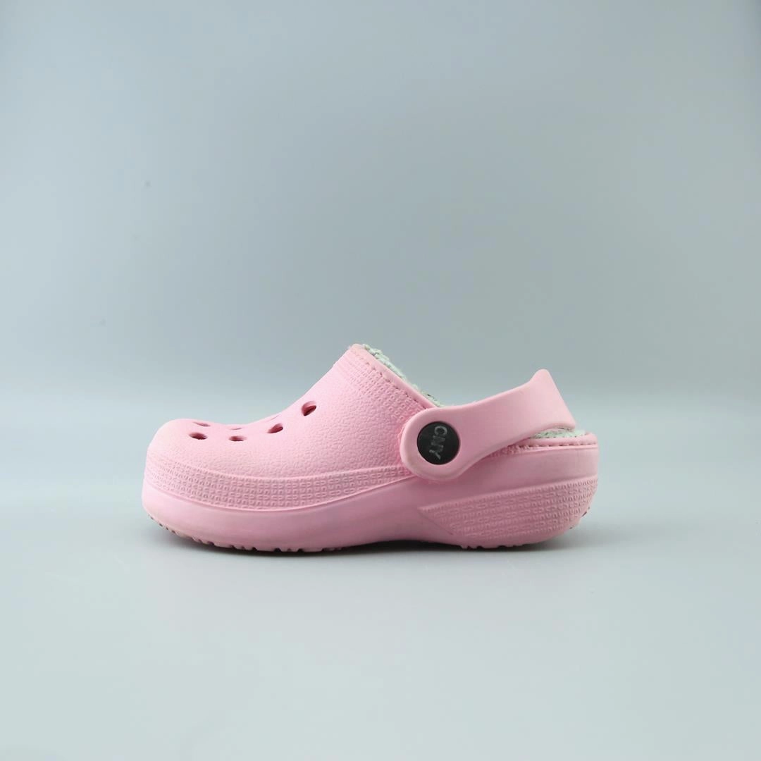 AMERICAN BRAND . classic styled shoe imagery