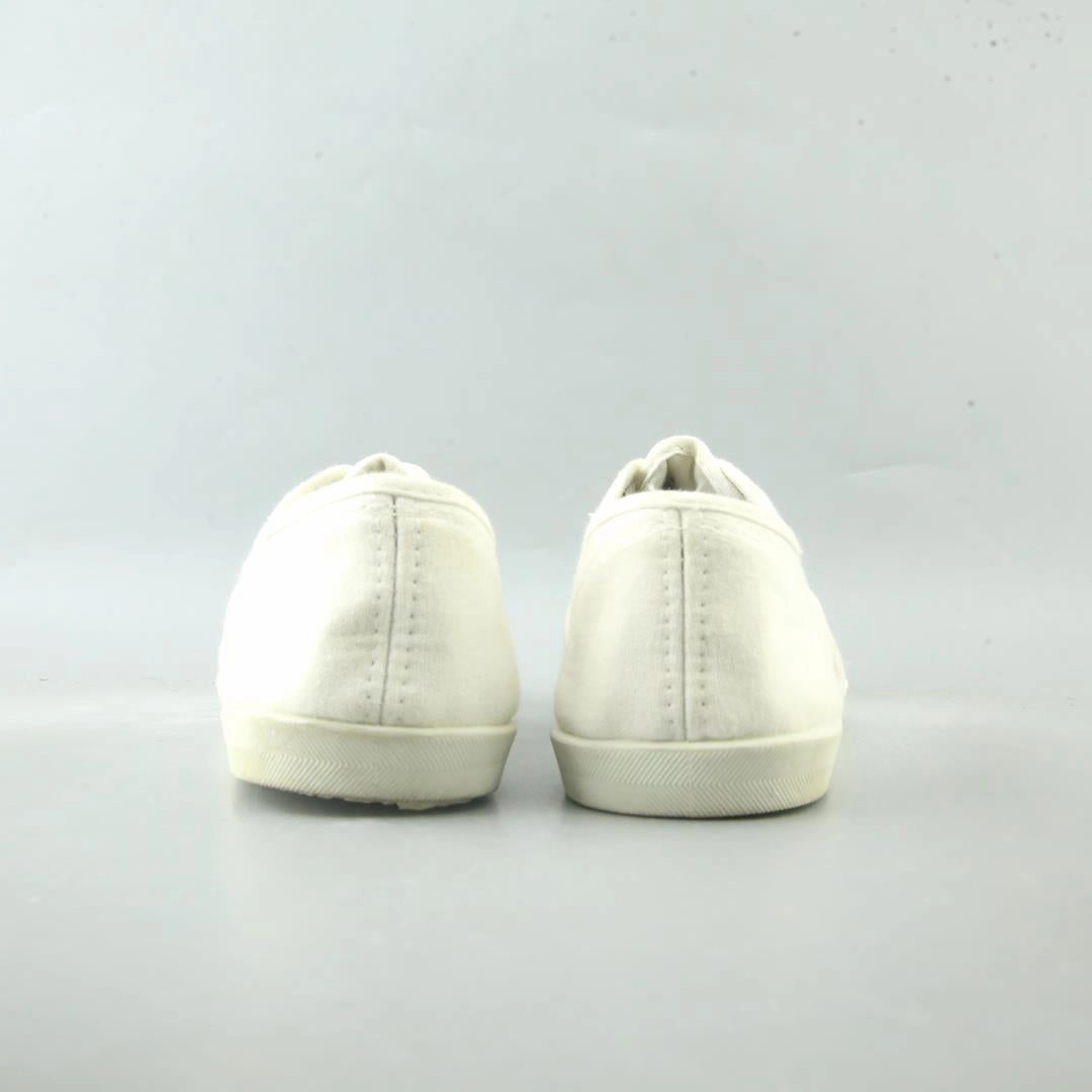 AMERICAN BRAND . classic styled shoe imagery