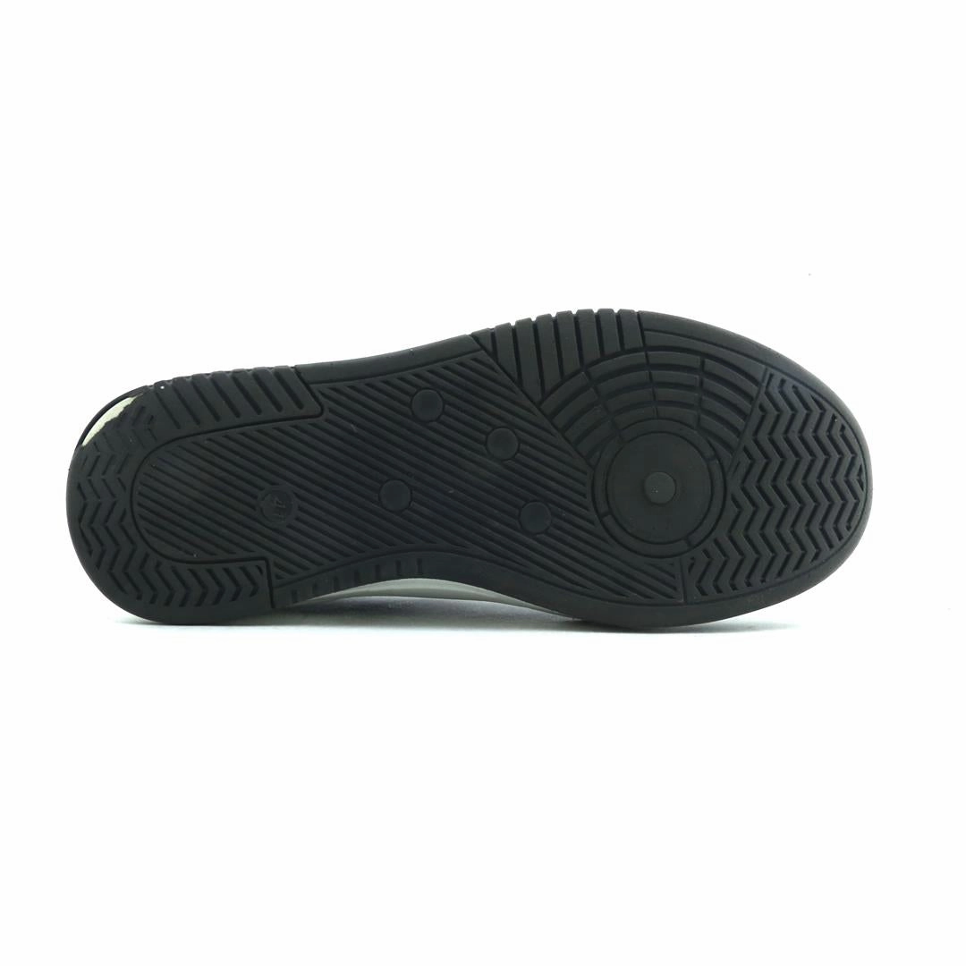 AMERICAN BRAND . classic styled shoe imagery