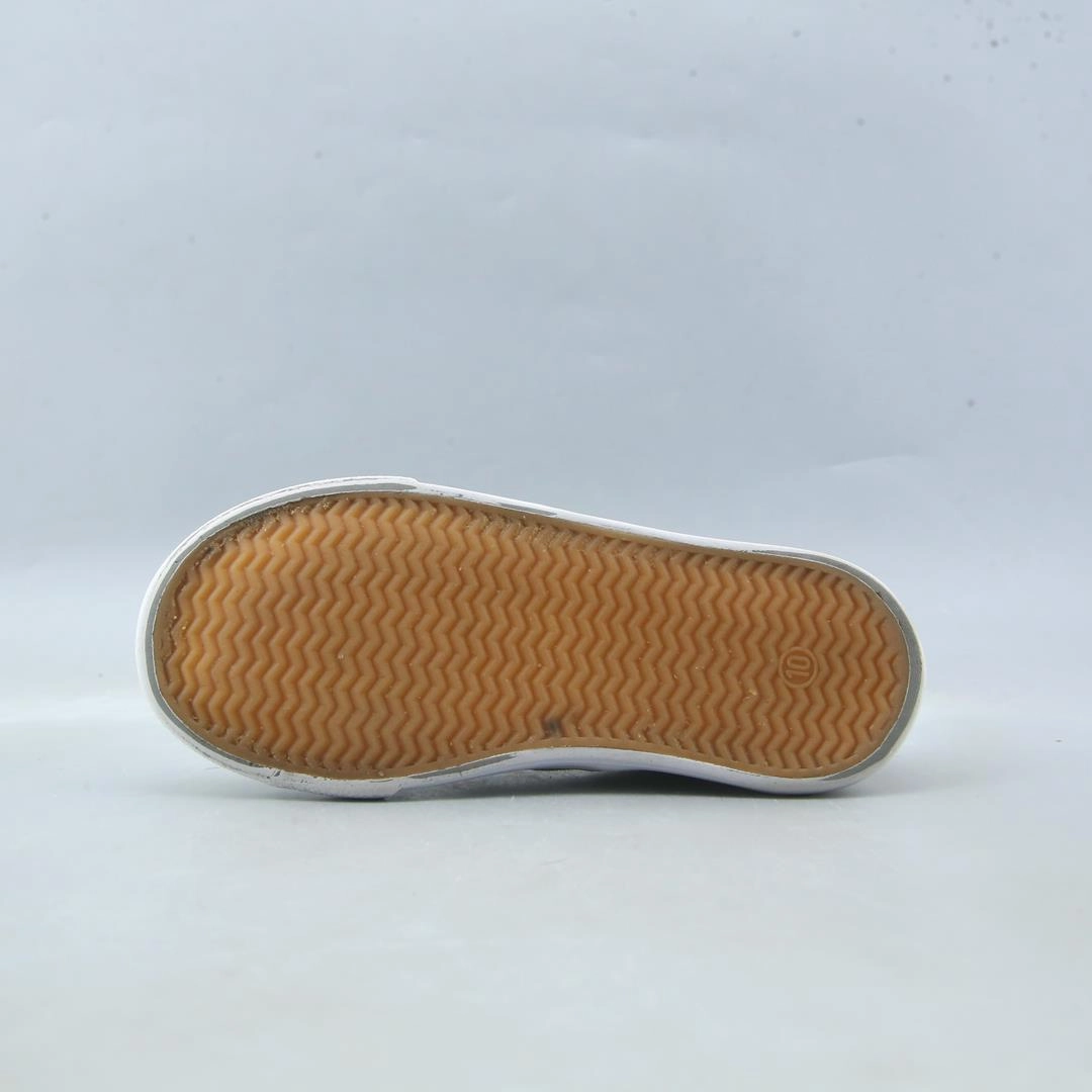 AMERICAN BRAND . classic styled shoe imagery