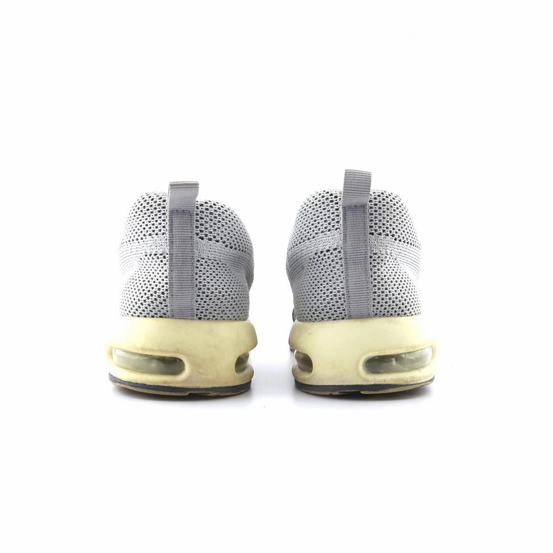 AMERICAN BRAND . classic styled shoe imagery