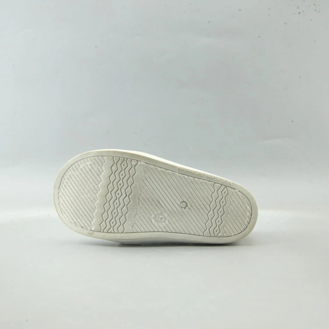 AMERICAN BRAND . classic styled shoe imagery