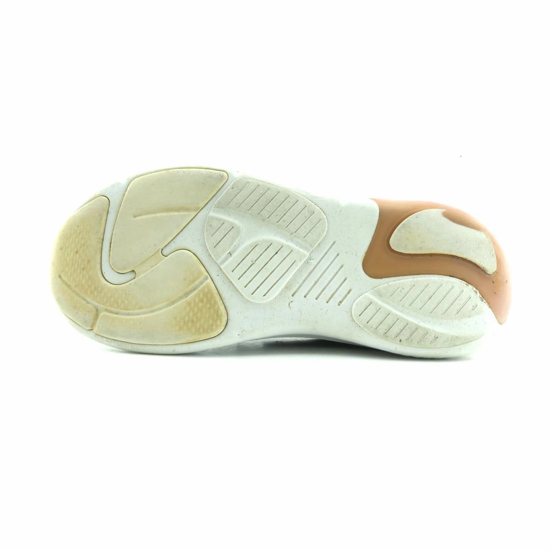 AMERICAN BRAND . classic styled shoe imagery