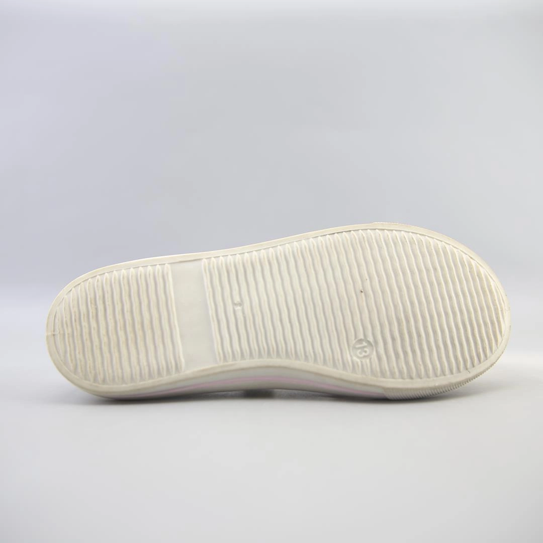 AMERICAN BRAND . classic styled shoe imagery