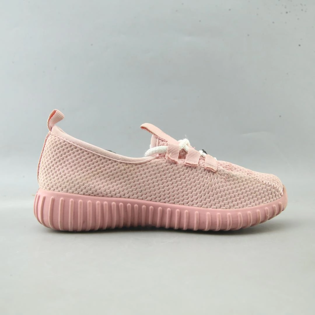 AMERICAN BRAND . classic styled shoe imagery