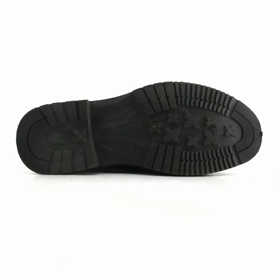 AMERICAN BRAND . classic styled shoe imagery