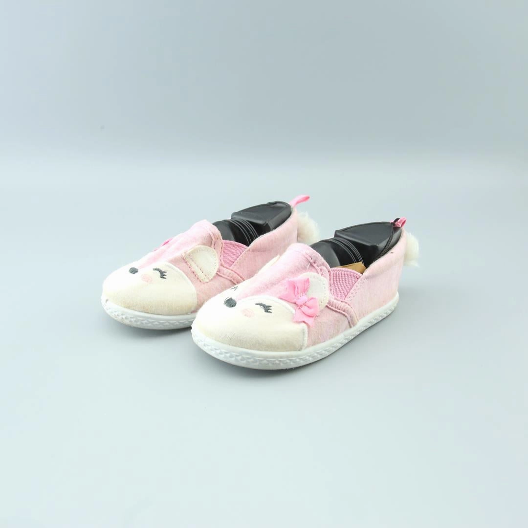AMERICAN BRAND . American classic shoe designs