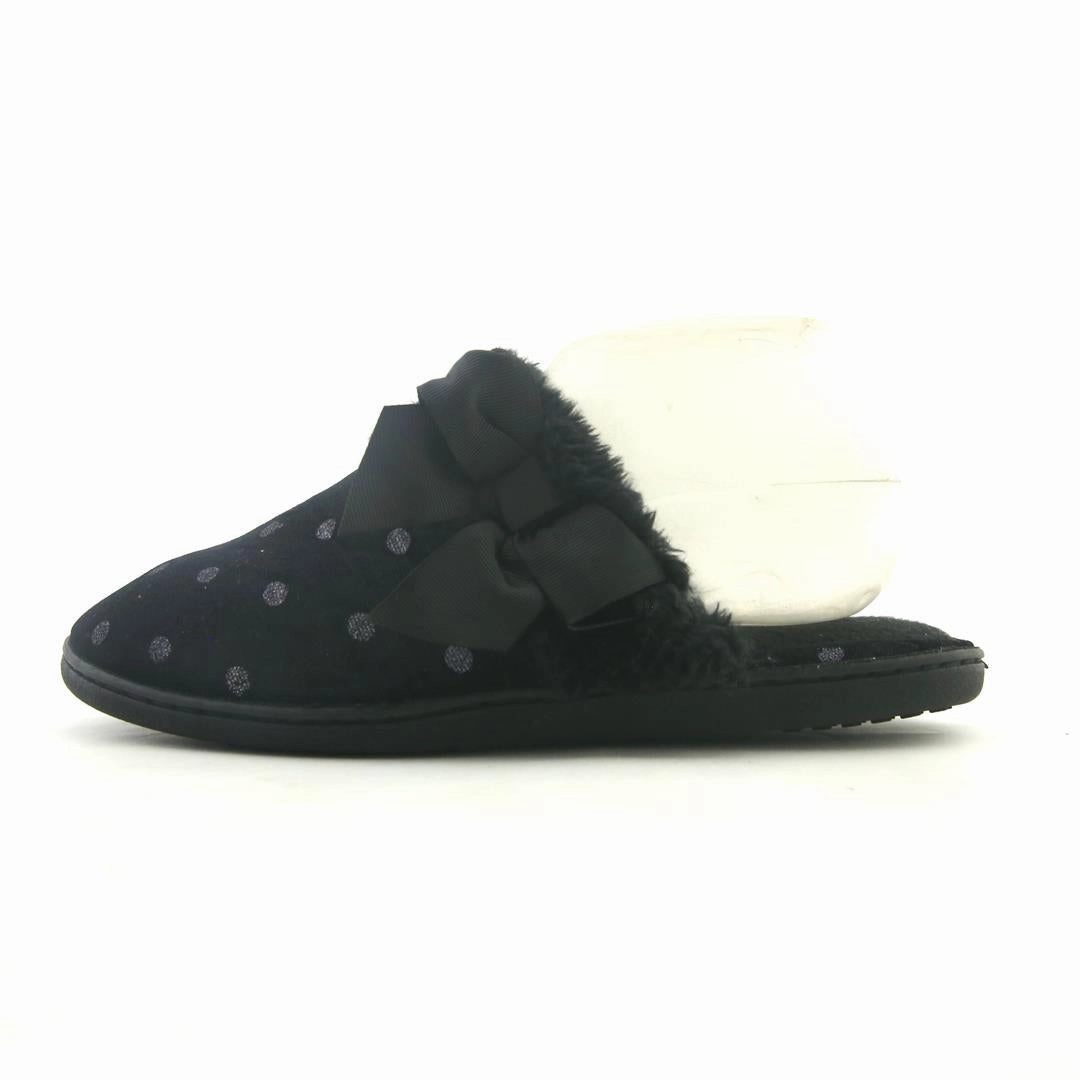 AMERICAN BRAND . classic styled shoe imagery