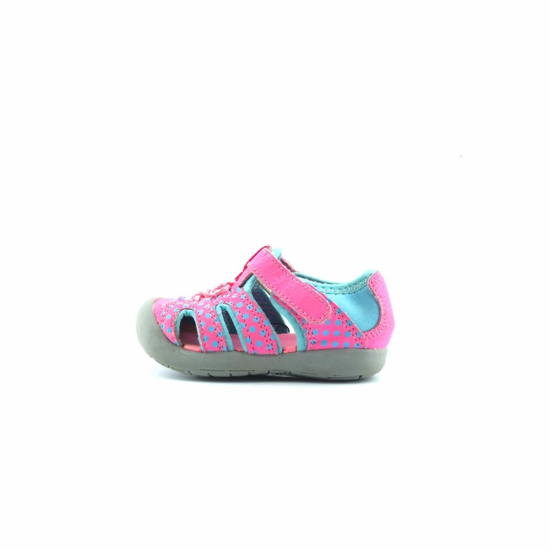 AMERICAN BRAND . classic styled shoe imagery