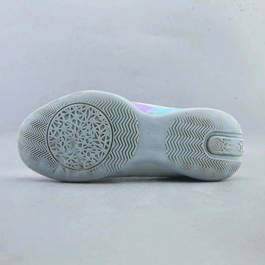 AMERICAN BRAND . classic styled shoe imagery