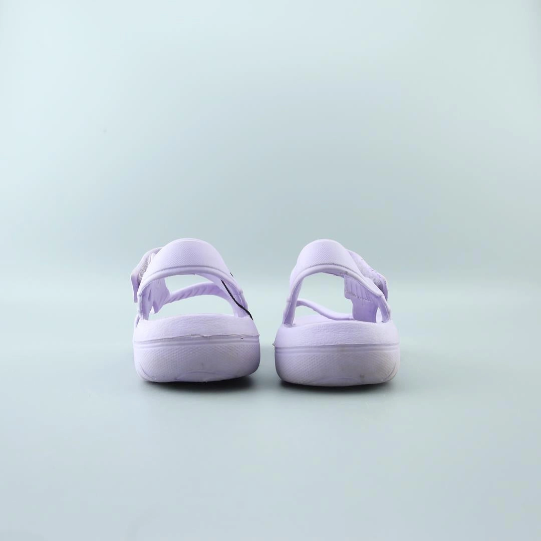 AMERICAN BRAND . classic styled shoe imagery