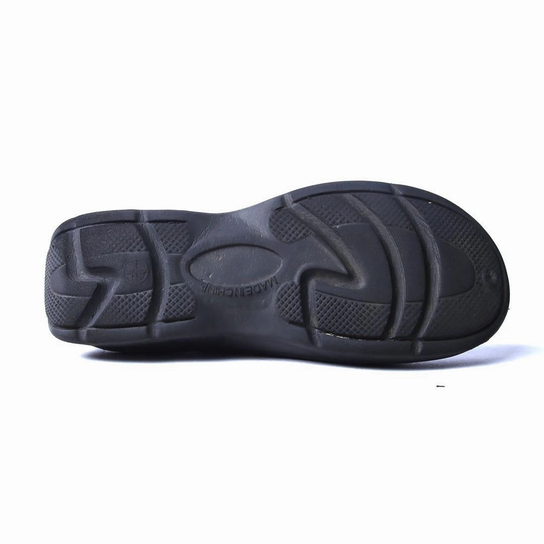 AMERICAN BRAND . classic styled shoe imagery