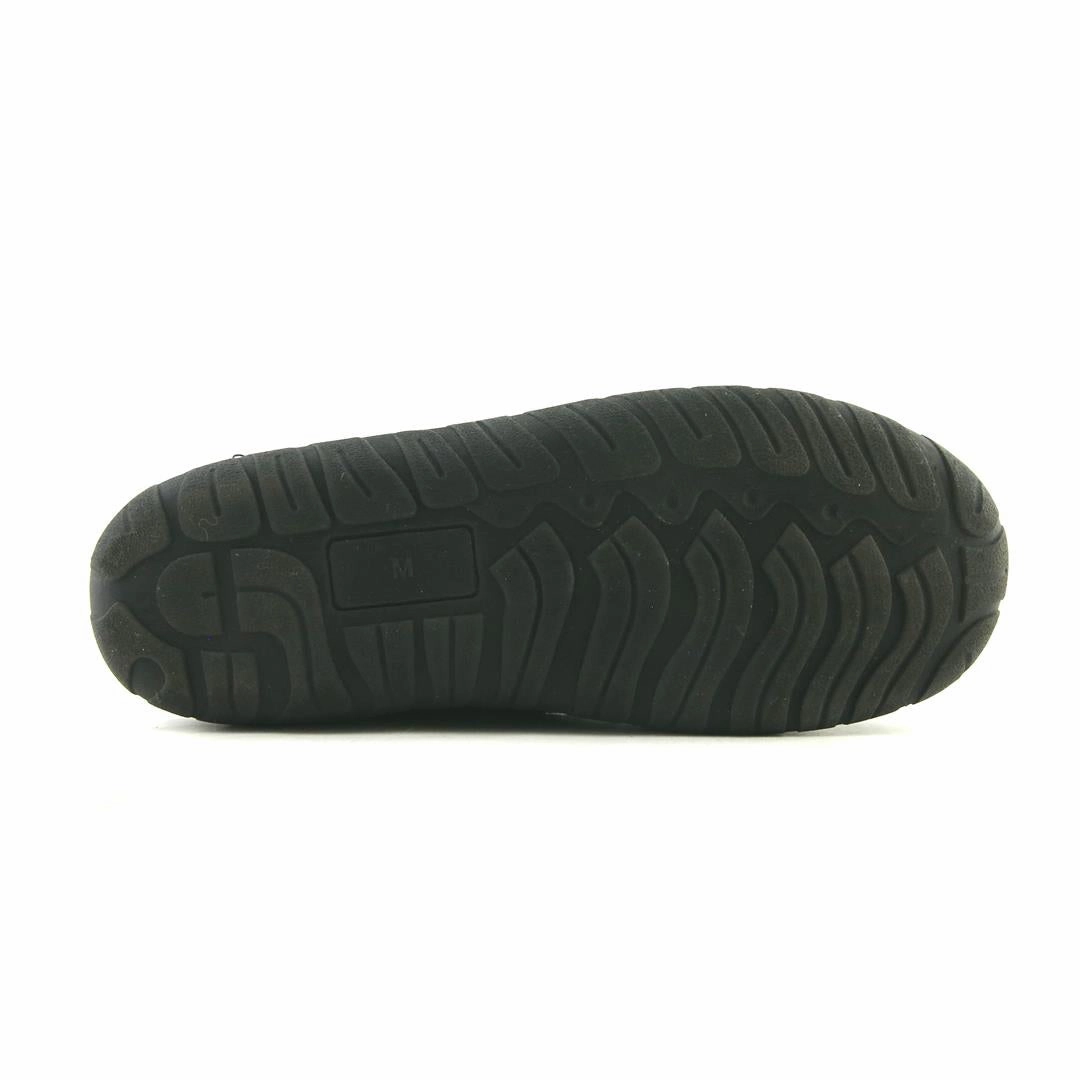 AMERICAN BRAND . classic styled shoe imagery