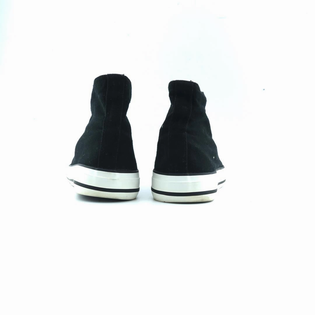 AMERICAN BRAND . classic styled shoe imagery