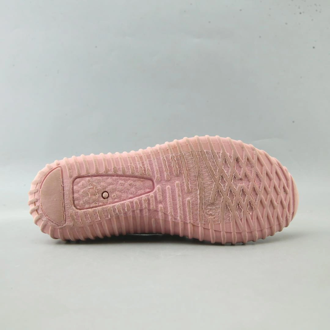 AMERICAN BRAND . classic styled shoe imagery