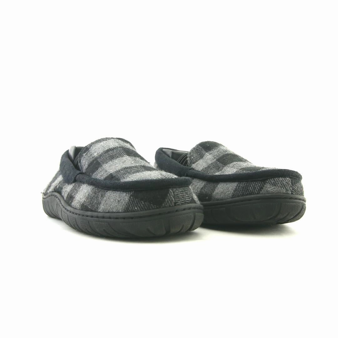AMERICAN BRAND . classic styled shoe imagery