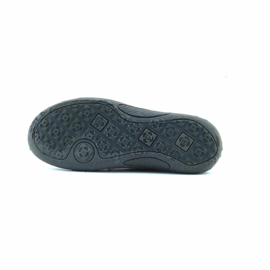 AMERICAN BRAND . classic styled shoe imagery