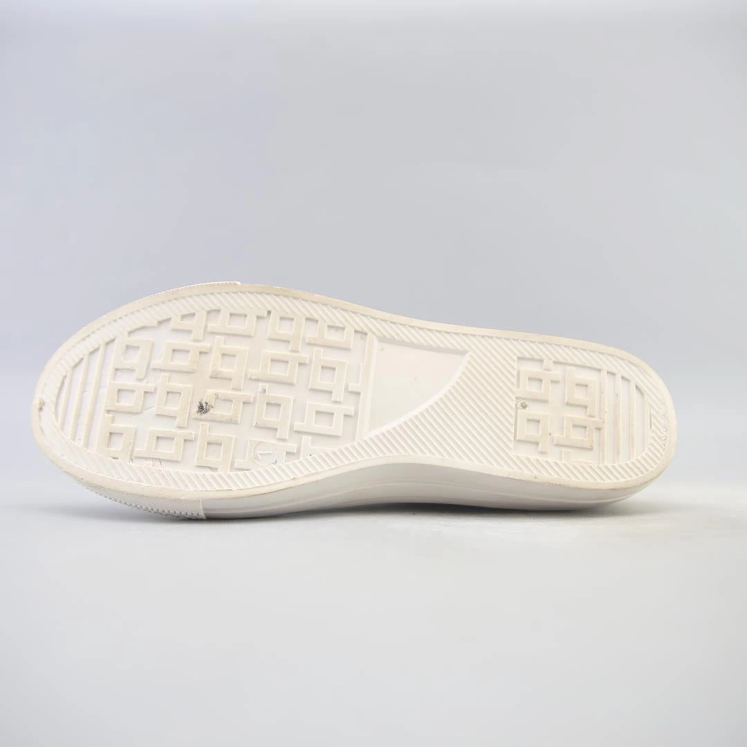 AMERICAN BRAND . classic styled shoe imagery