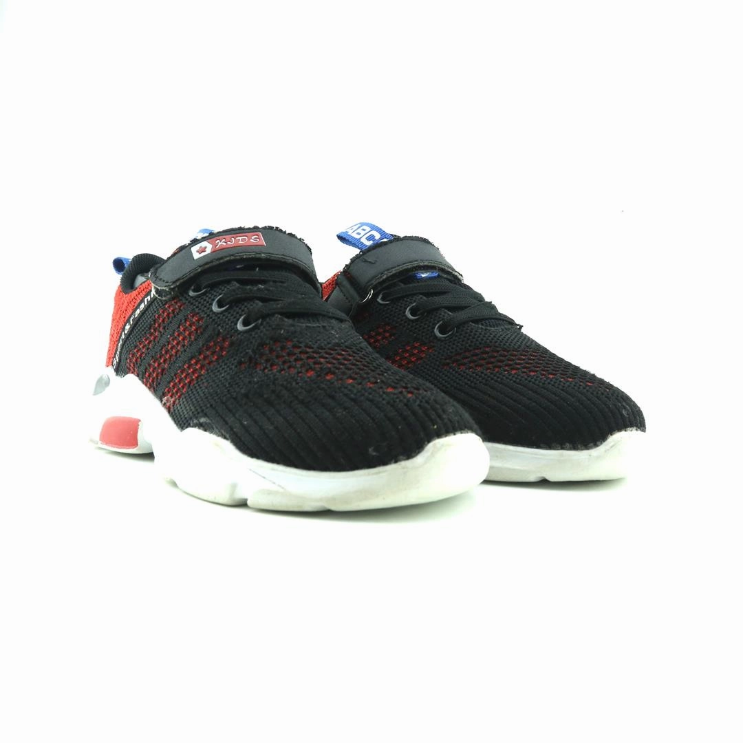 AMERICAN BRAND . classic styled shoe imagery