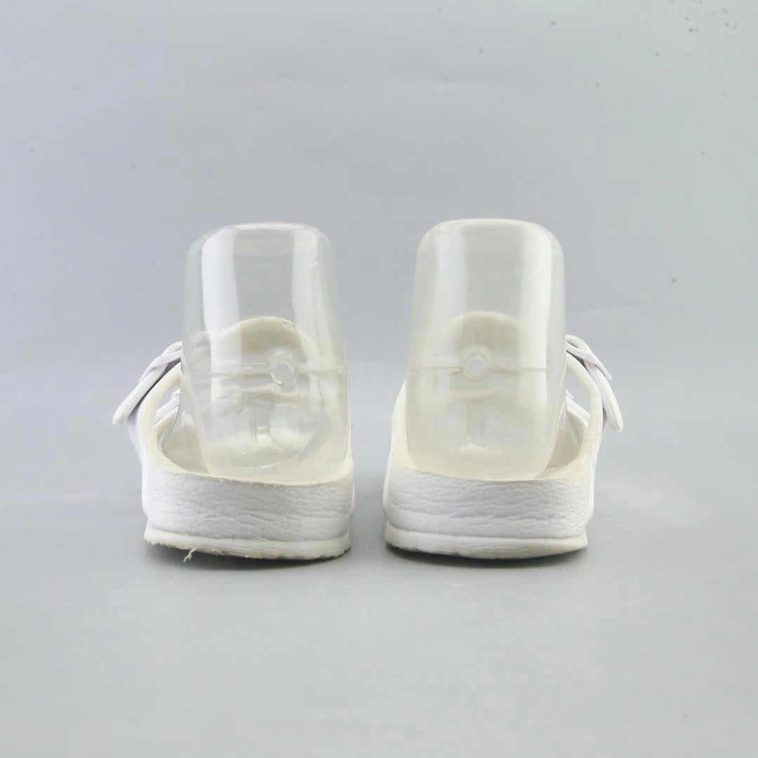 AMERICAN BRAND . classic styled shoe imagery
